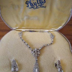 Vintage Phyllis Originals Necklace and Earring Set